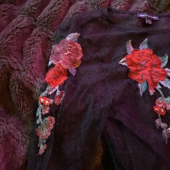 American eagle rose Mesh top - Picture 3 of 5